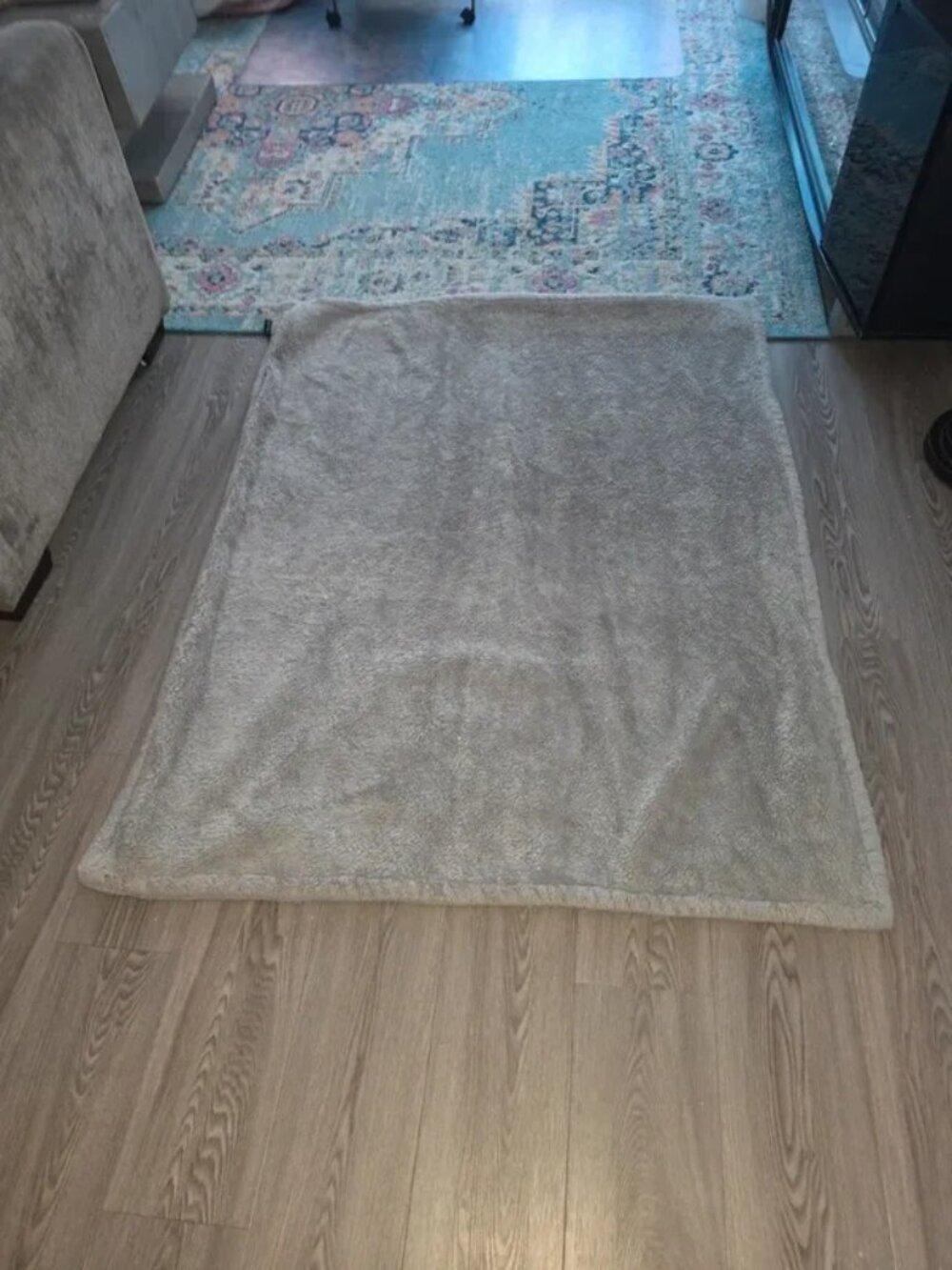 Max studio throw